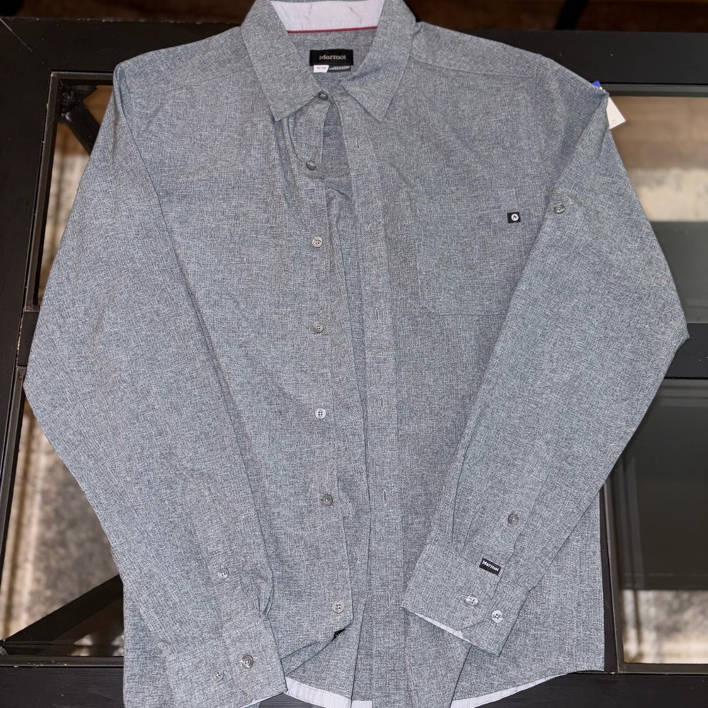 Marmot Dress Shirt. Medium. Men’s. Brand New